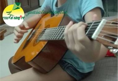 Tìm giáo viên dạy đàn Guitar tại nhà